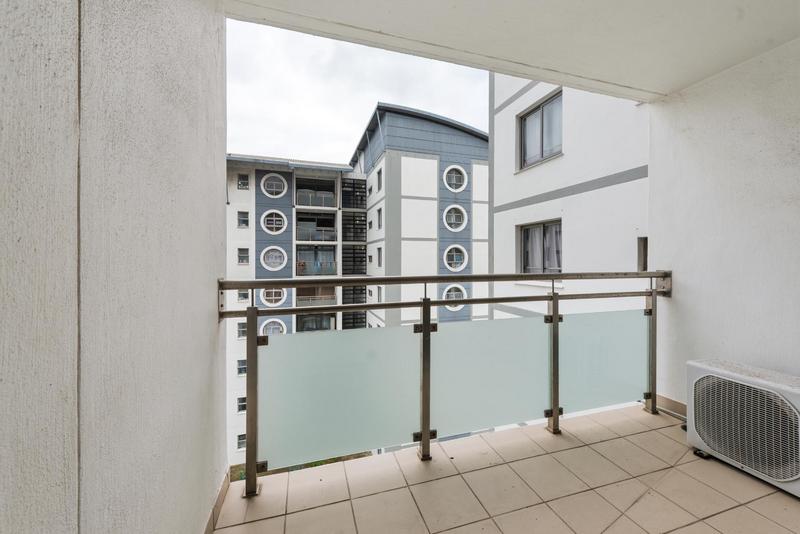 To Let 1 Bedroom Property for Rent in Claremont Western Cape